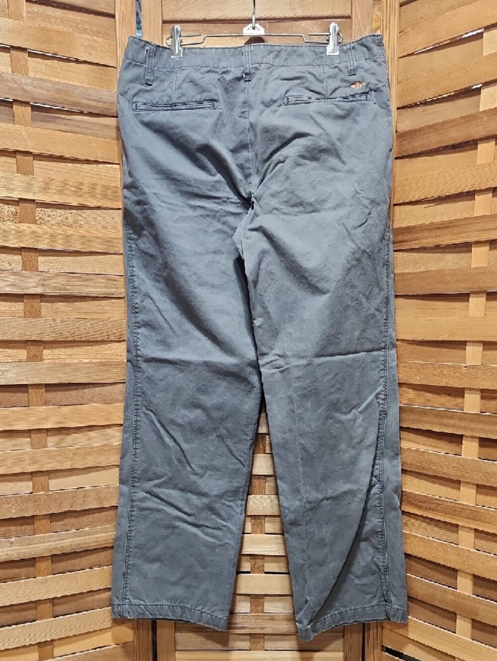 2 Pair Dockers Men's Chinos Light Gray Charcoal 34W 32L Cotton Pants - Picture 9 of 12